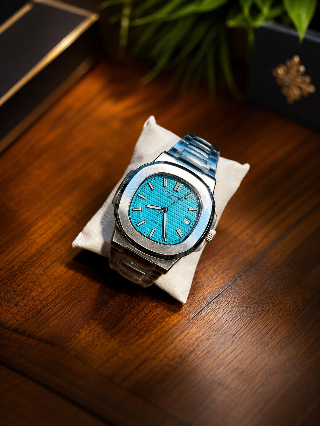 Patek Philippe 1.1 Tiffany blue (26500.0750)