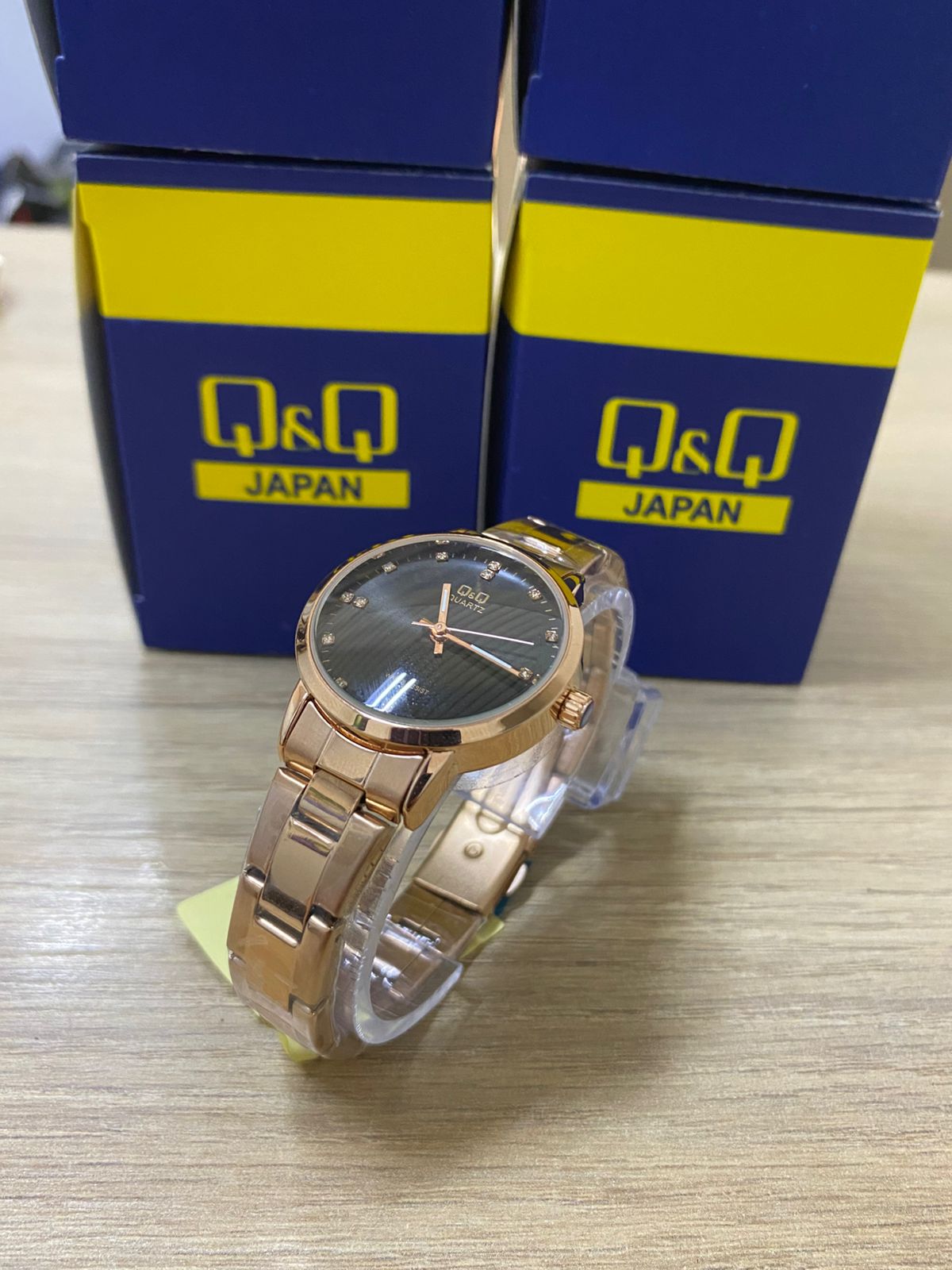Q&Q Dama (2640.054)