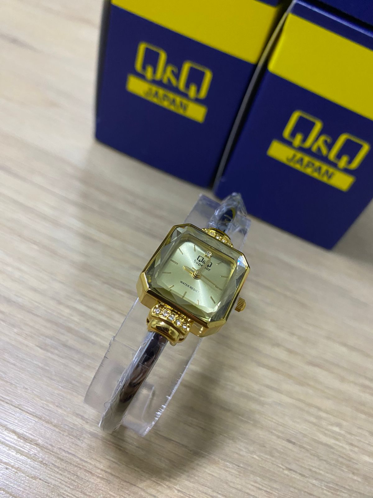 Q&Q Dama (2665.088)