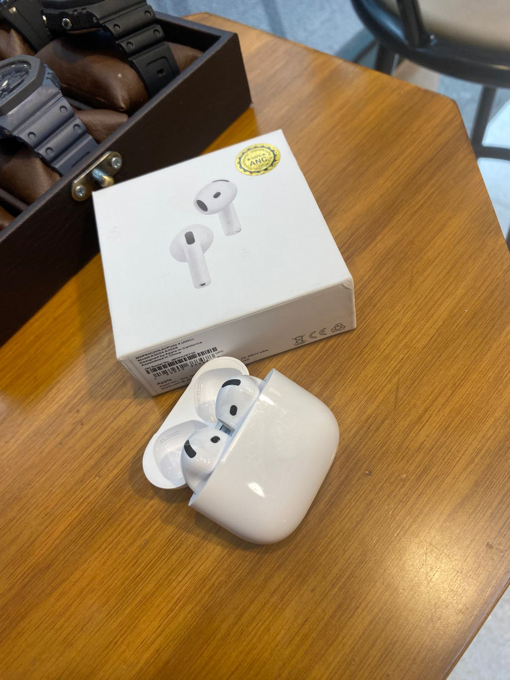 AirPods serie 4 (2638.065)