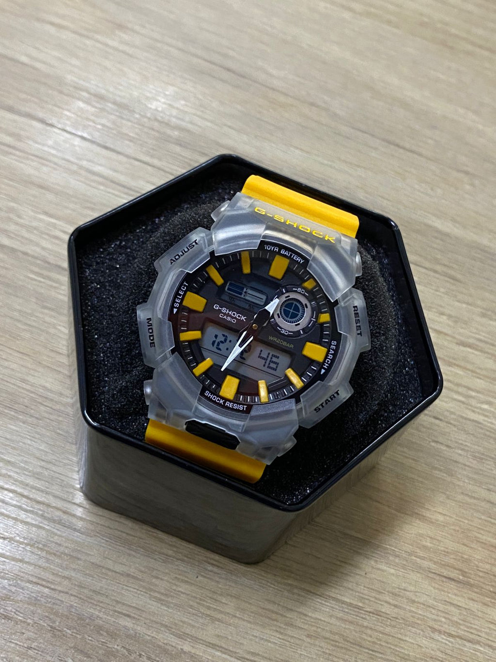 G-shock class (2621.033)