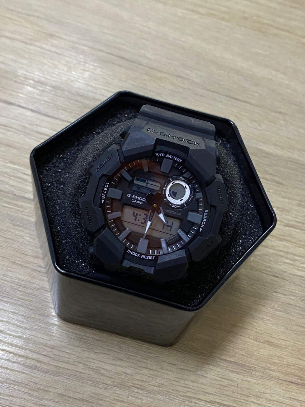 G-shock class (2621.033)