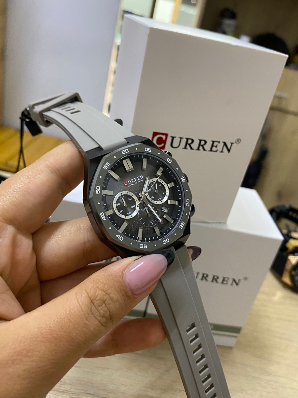 Curren Goma (2695.0120)
