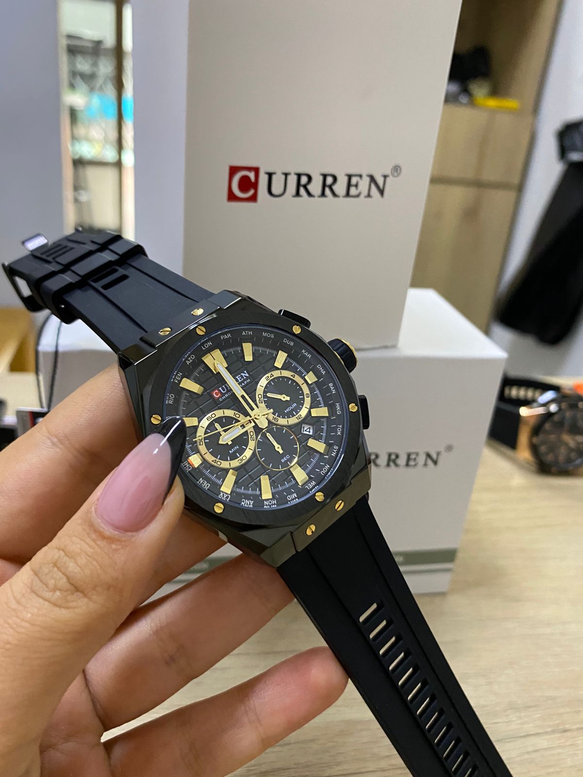 Curren Goma (2695.0120)