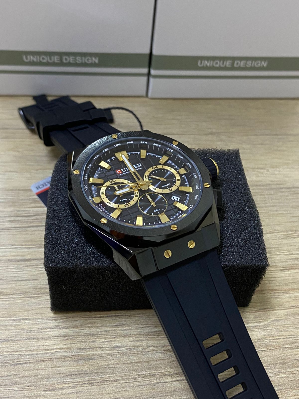 Curren Goma (2695.0120)