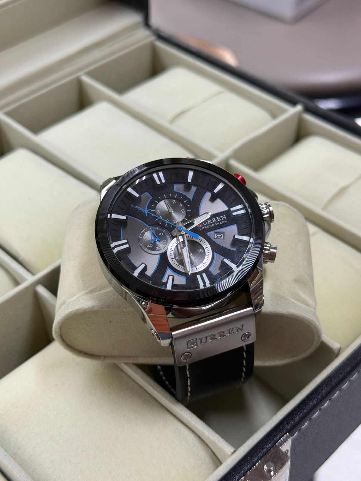 Curren Cuero (2685.0115)