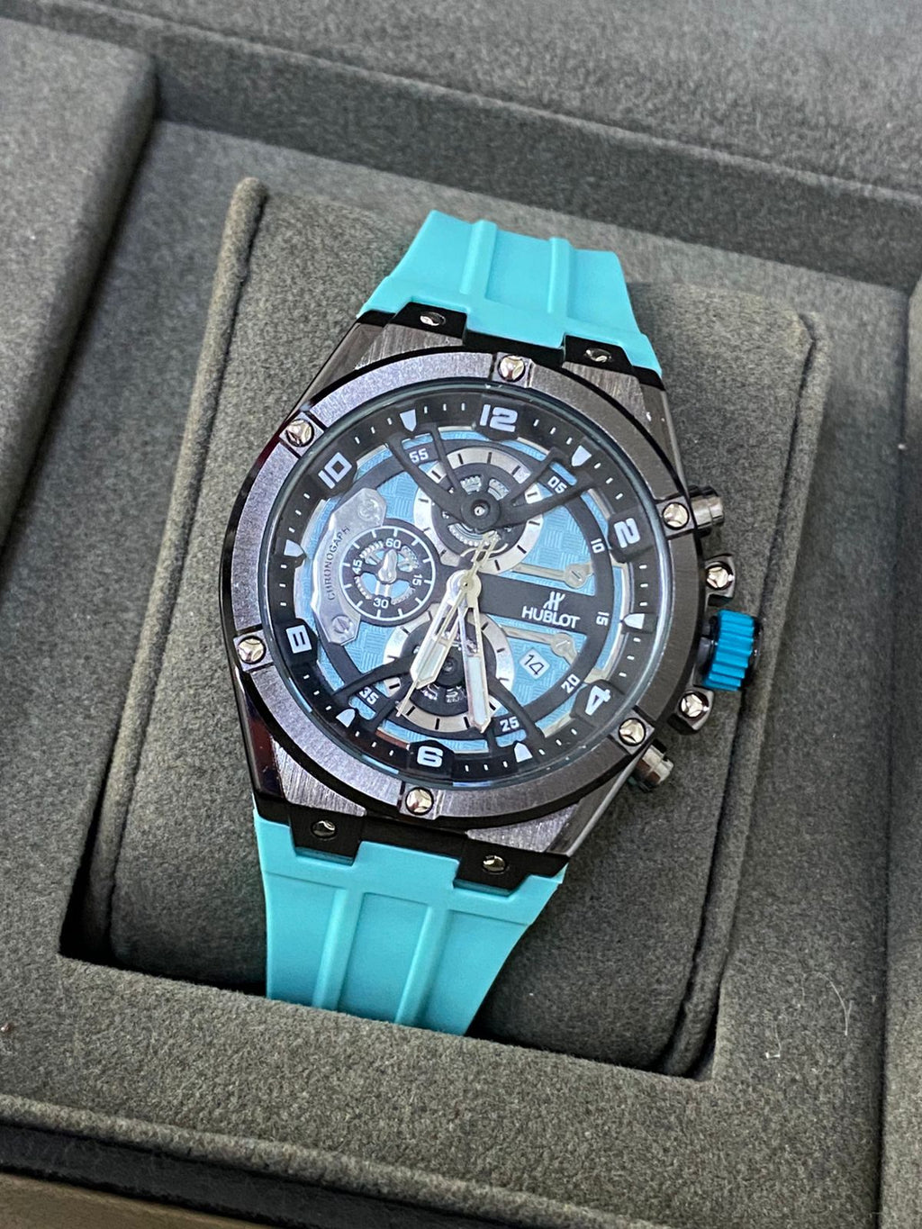 Hublot (2638.054)