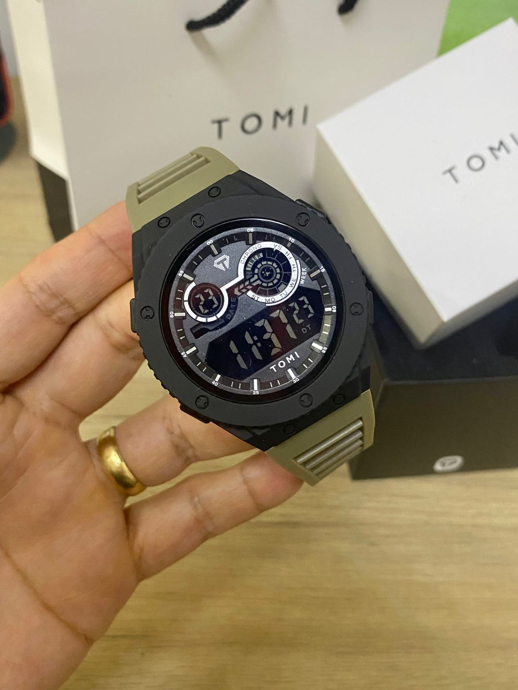 TOMI T206 (2624.039)