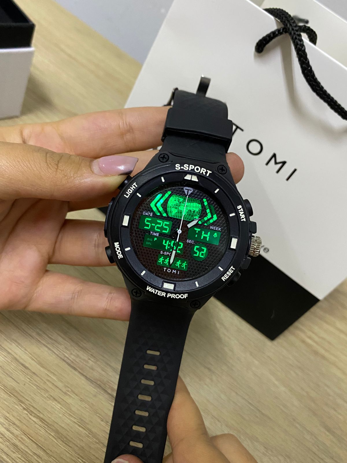 TOMI T215 (2629.047)