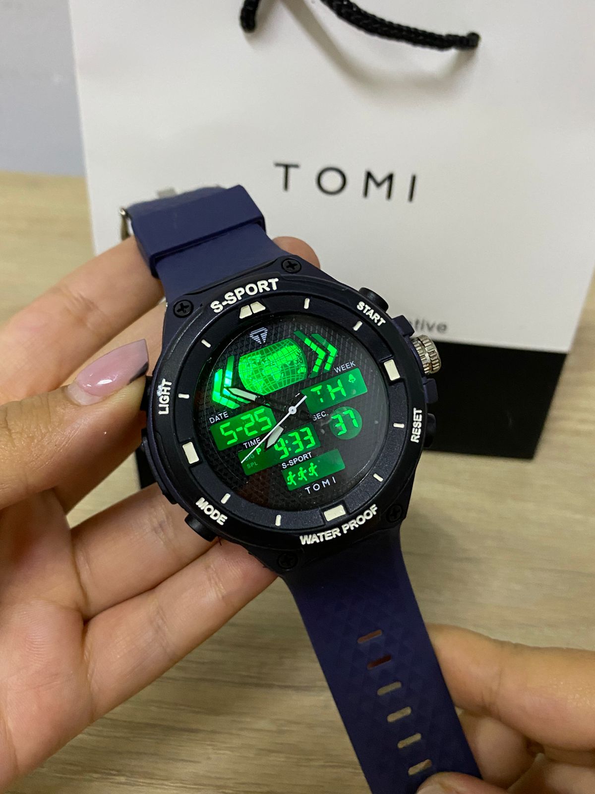 TOMI T215 (2629.047)