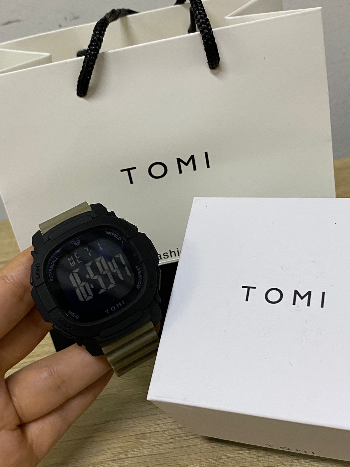 TOMI T208 (2624.039)