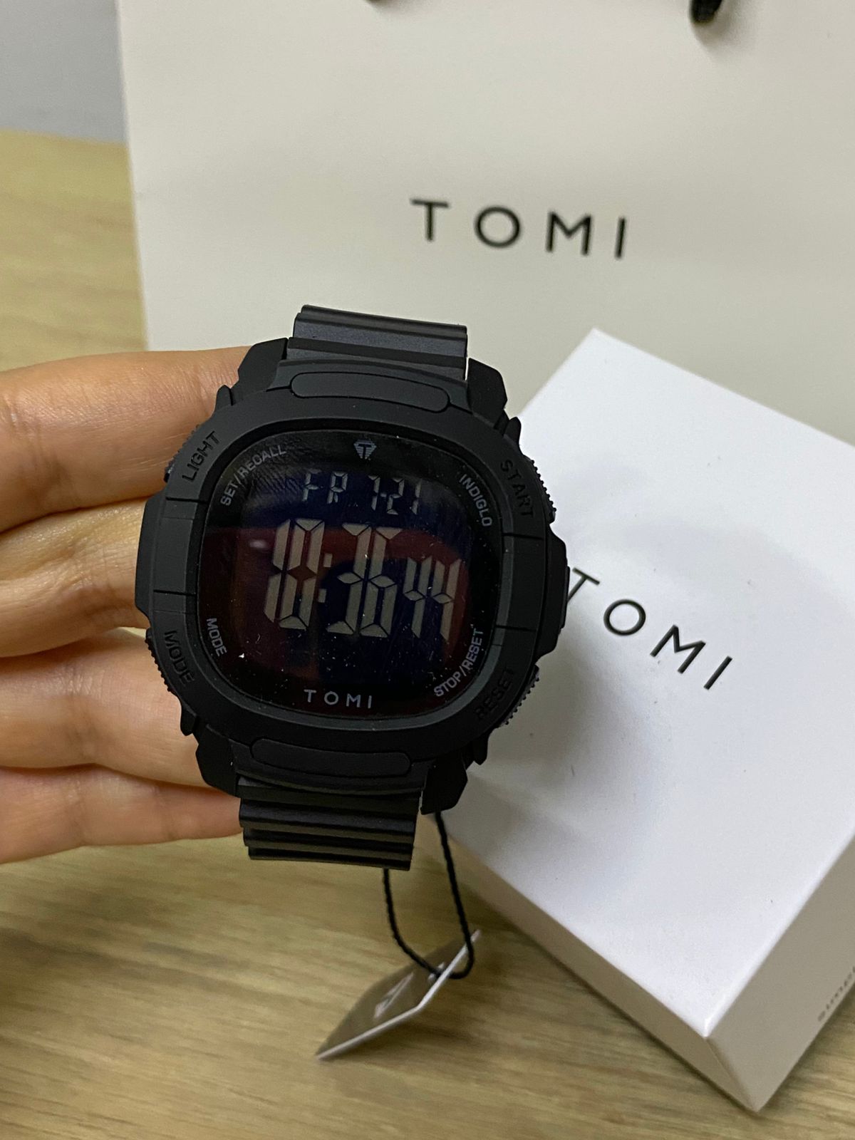 TOMI T208 (2624.039)