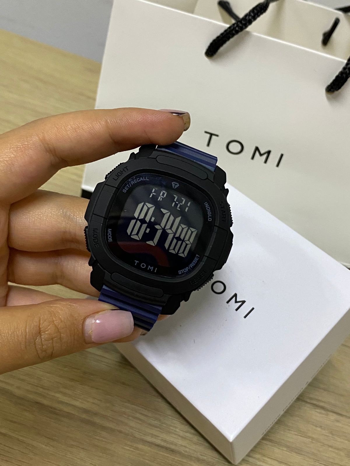 TOMI T208 (2624.039)