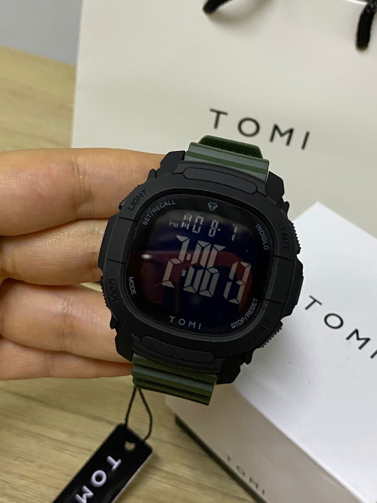 TOMI T208 (2624.039)