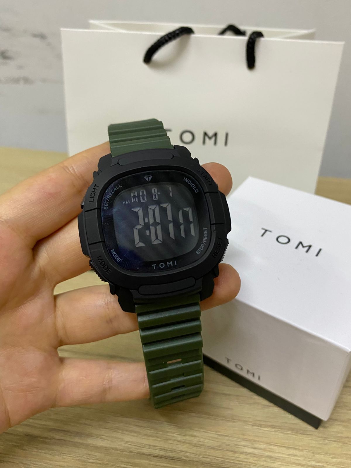 TOMI T208 (2624.039)