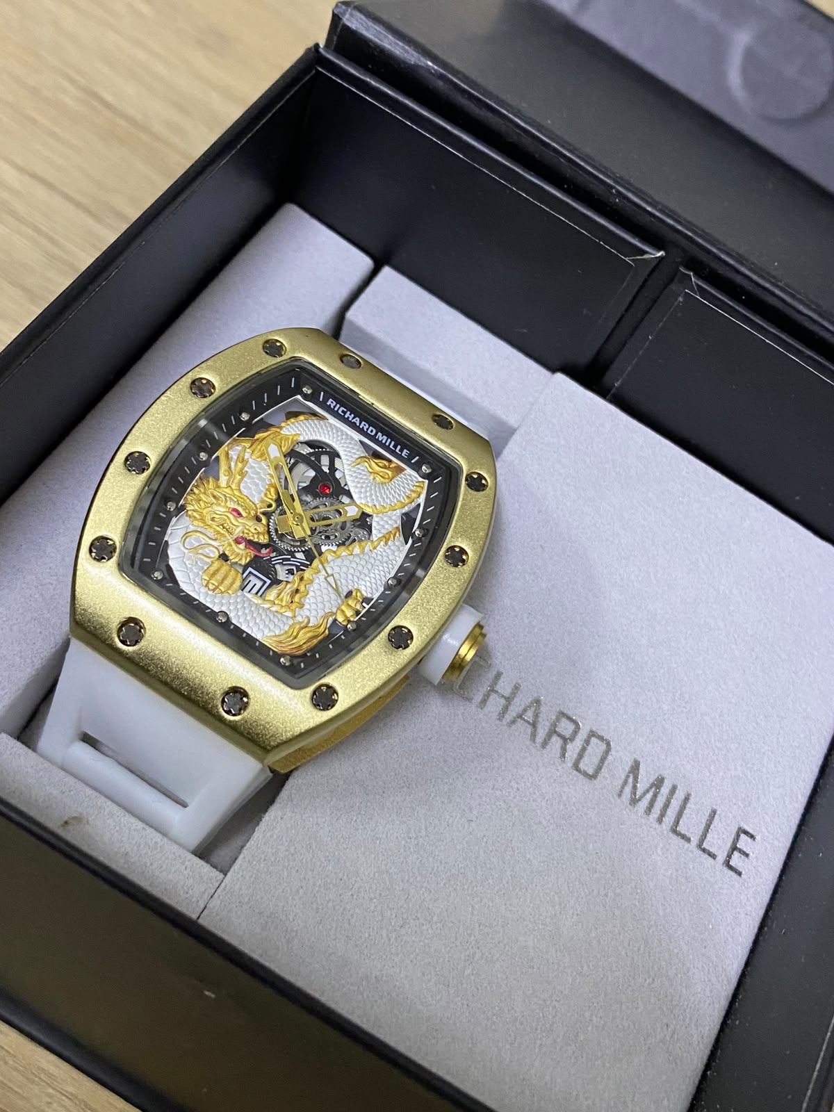 Richard Mille Dragon (2645.058)