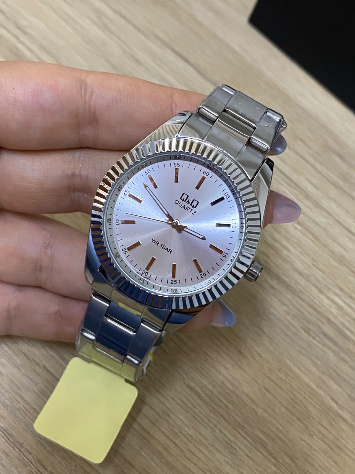 Q&Q ORIGINAL (2640.054)