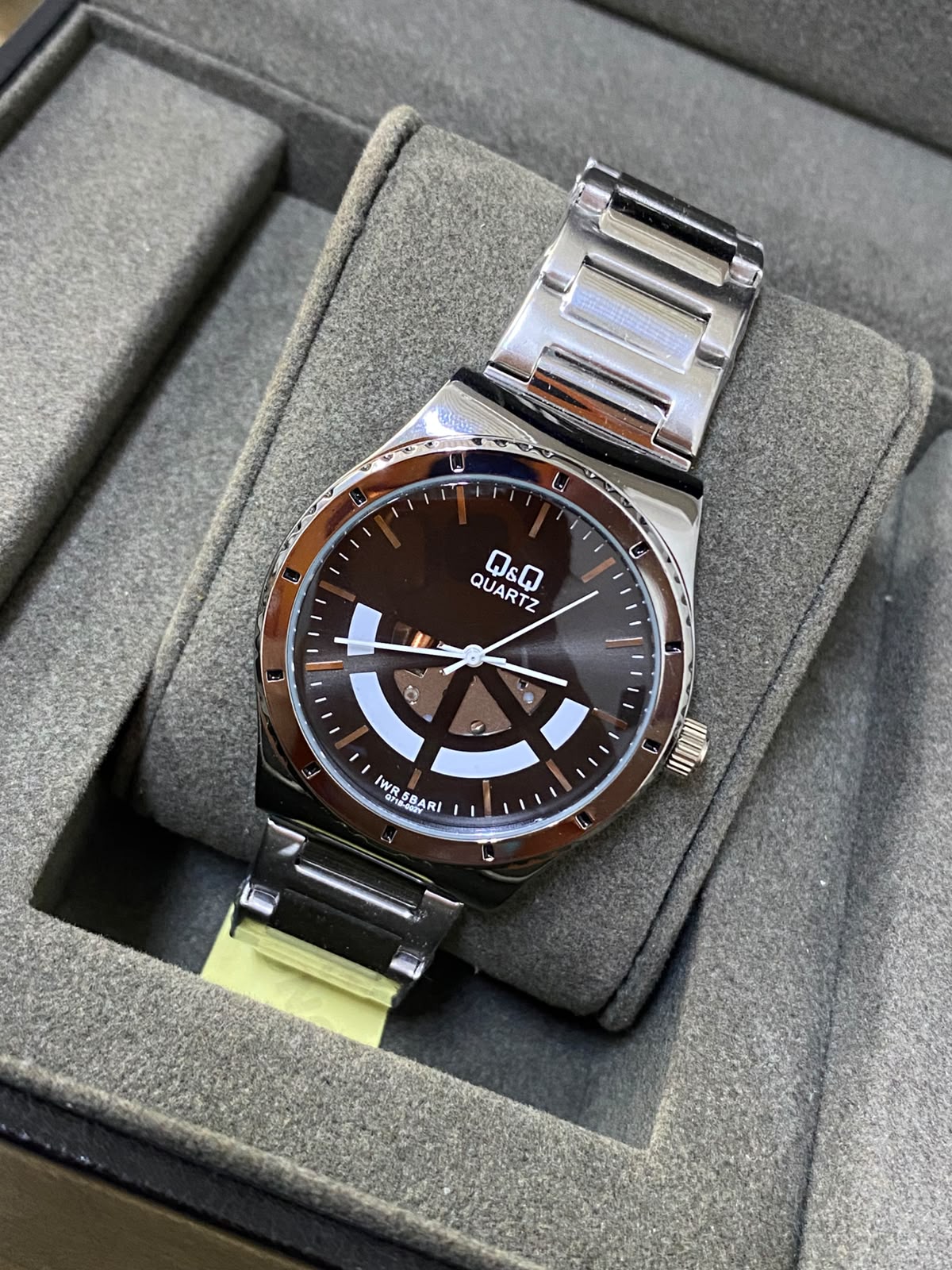 Q&Q ORIGINAL (2640.054)