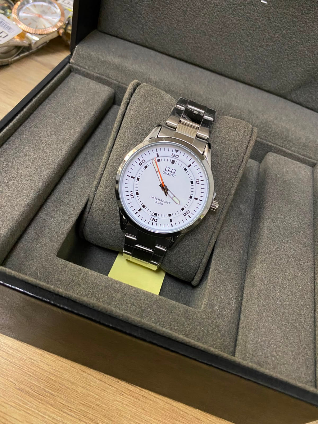 Q&Q ORIGINAL (2640.054)