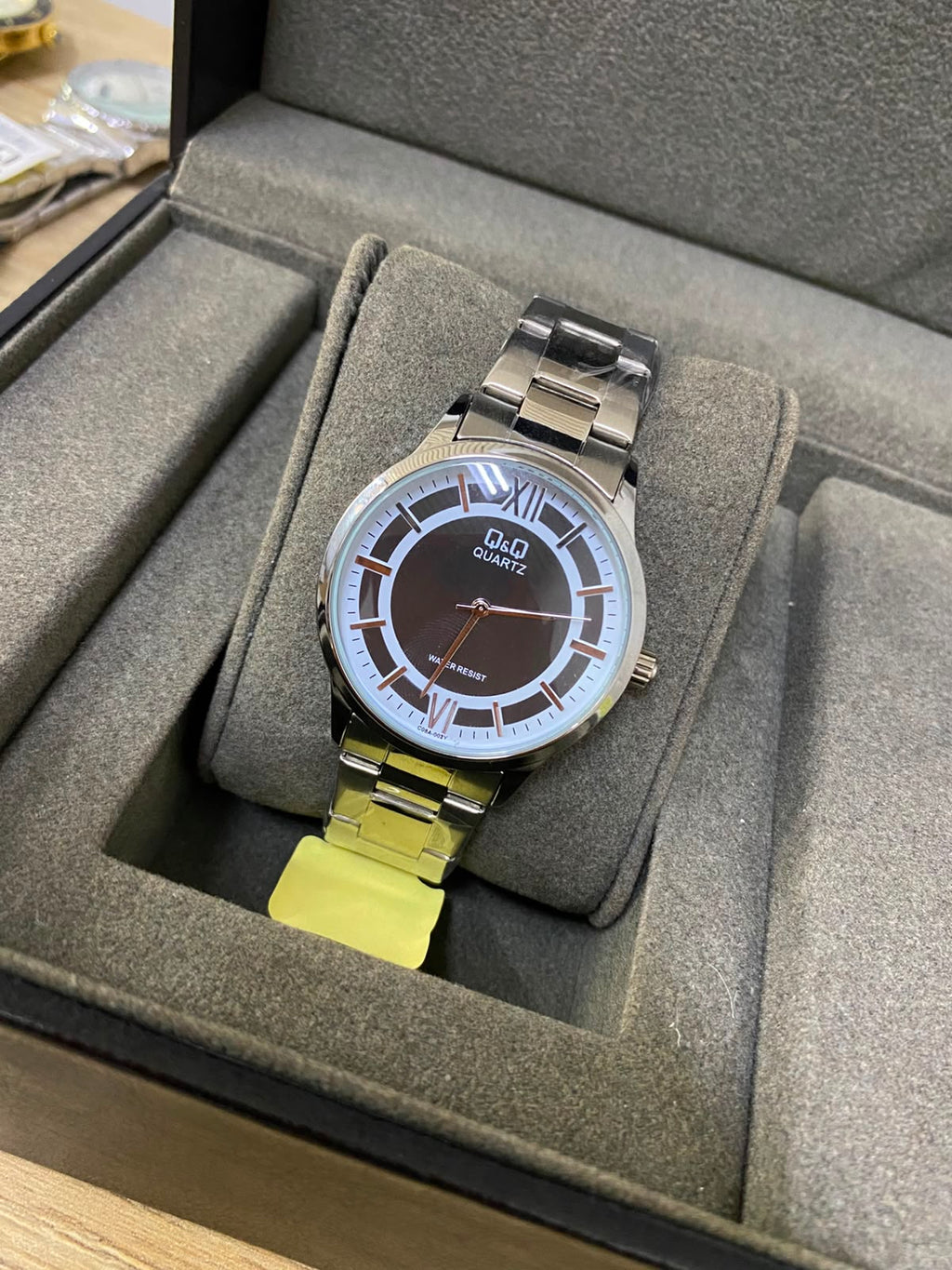 Q&Q ORIGINAL (2640.054)