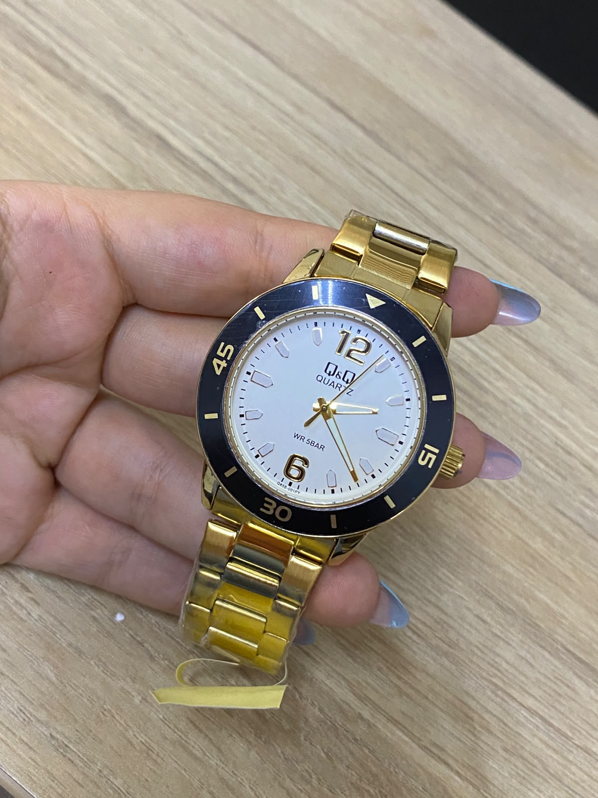 Q&Q ORIGINAL (2640.054)