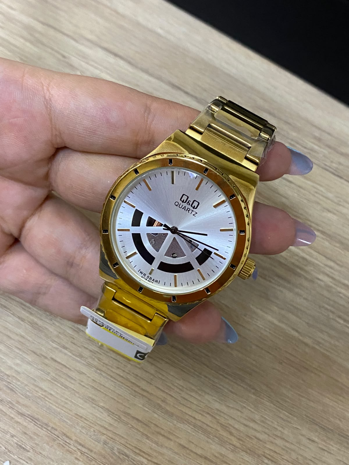 Q&Q ORIGINAL (2640.054)