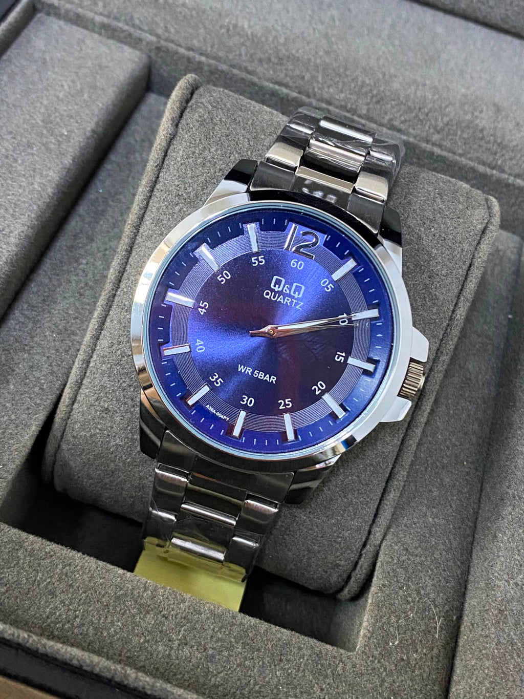 Q&Q ORIGINAL (2640.054)