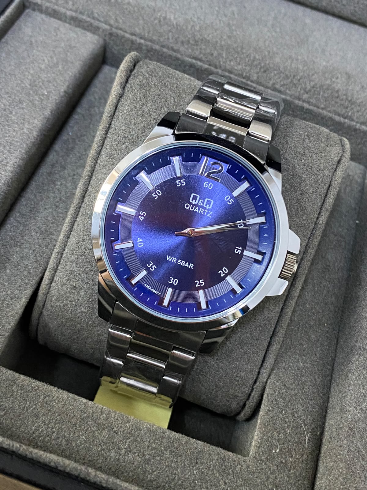 Q&Q ORIGINAL (2640.054)