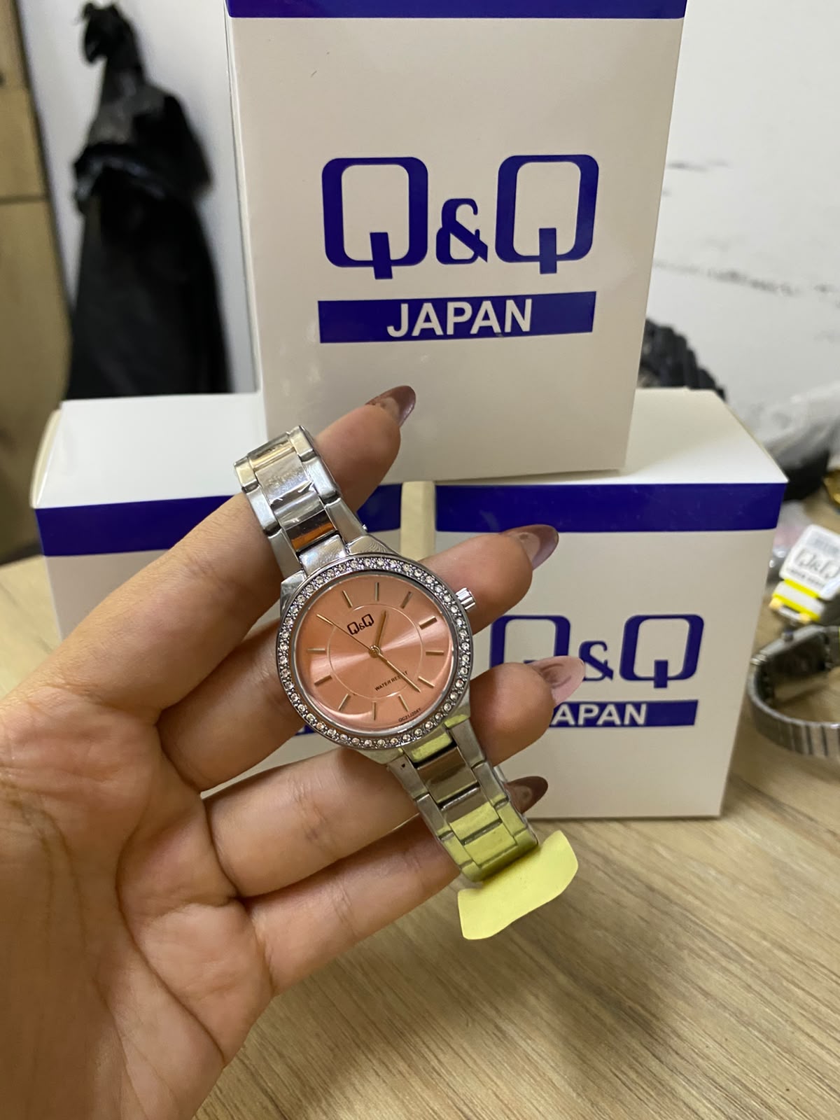 Q&Q DAMA (2640.054)