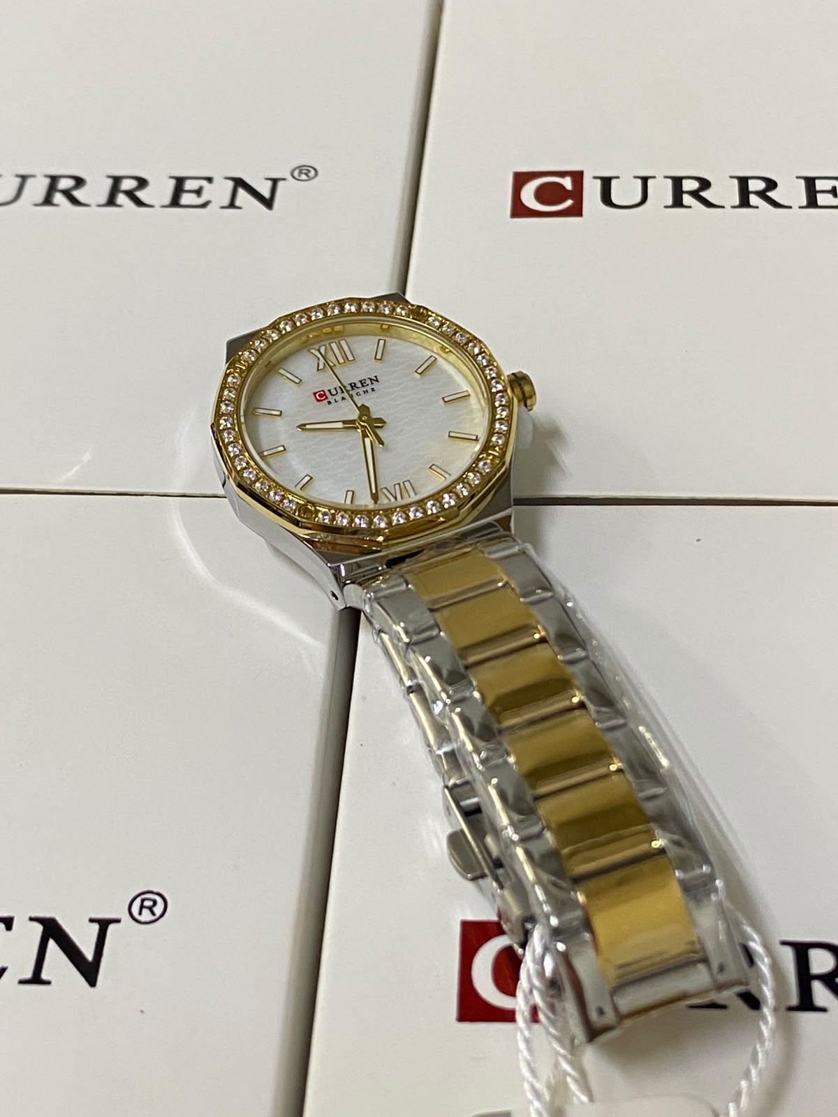 CURREN DAMA (2660.088)