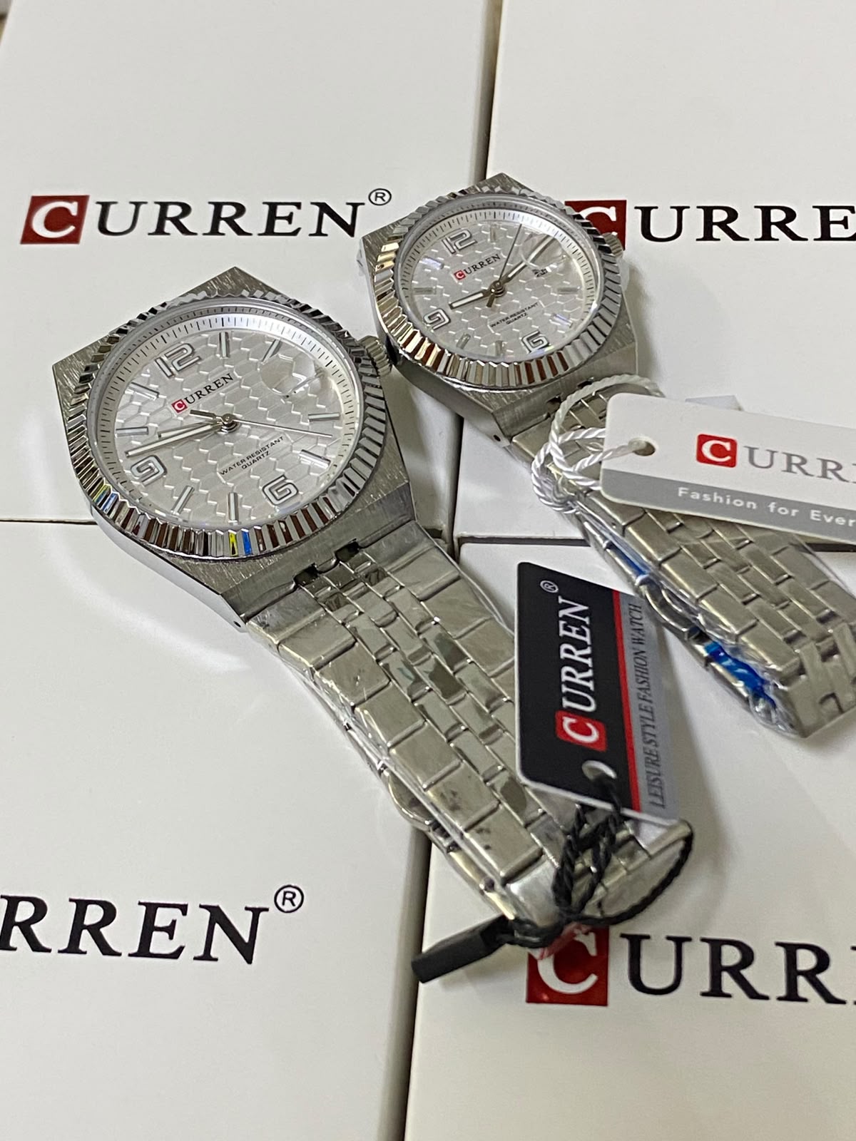 CURREN PAREJA (26120.0168)