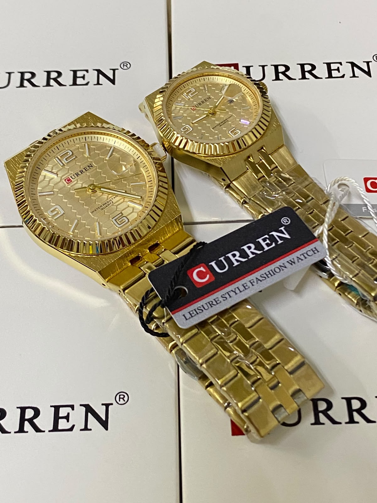 CURREN PAREJA (26120.0168)