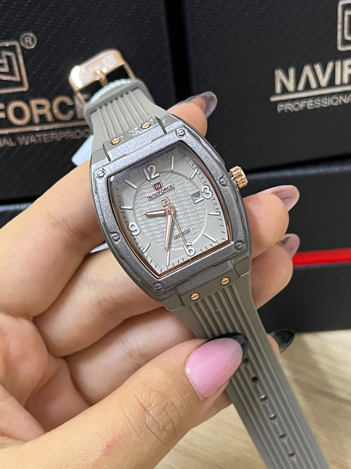 NAVIFORCE DAMA (2669.098)