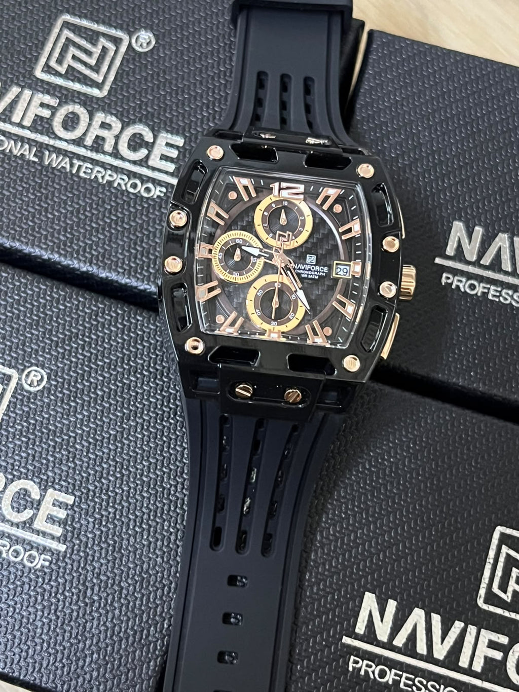 NAVIFORCE 7105 (26110.0145)