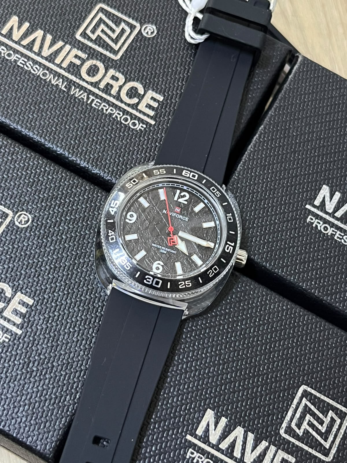 NAVIFORCE 7132 (2669.098)