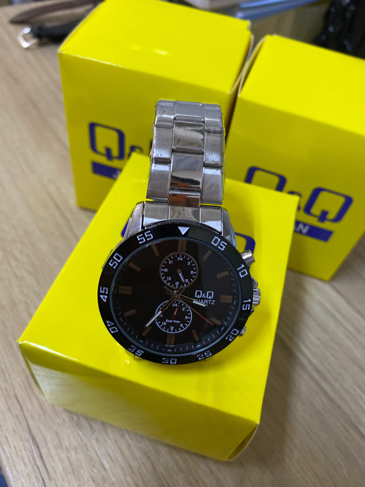 Q&Q ORIGINAL (2640.054)