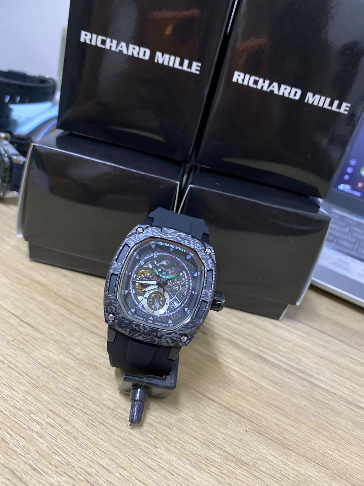RM NEW (2637.055)