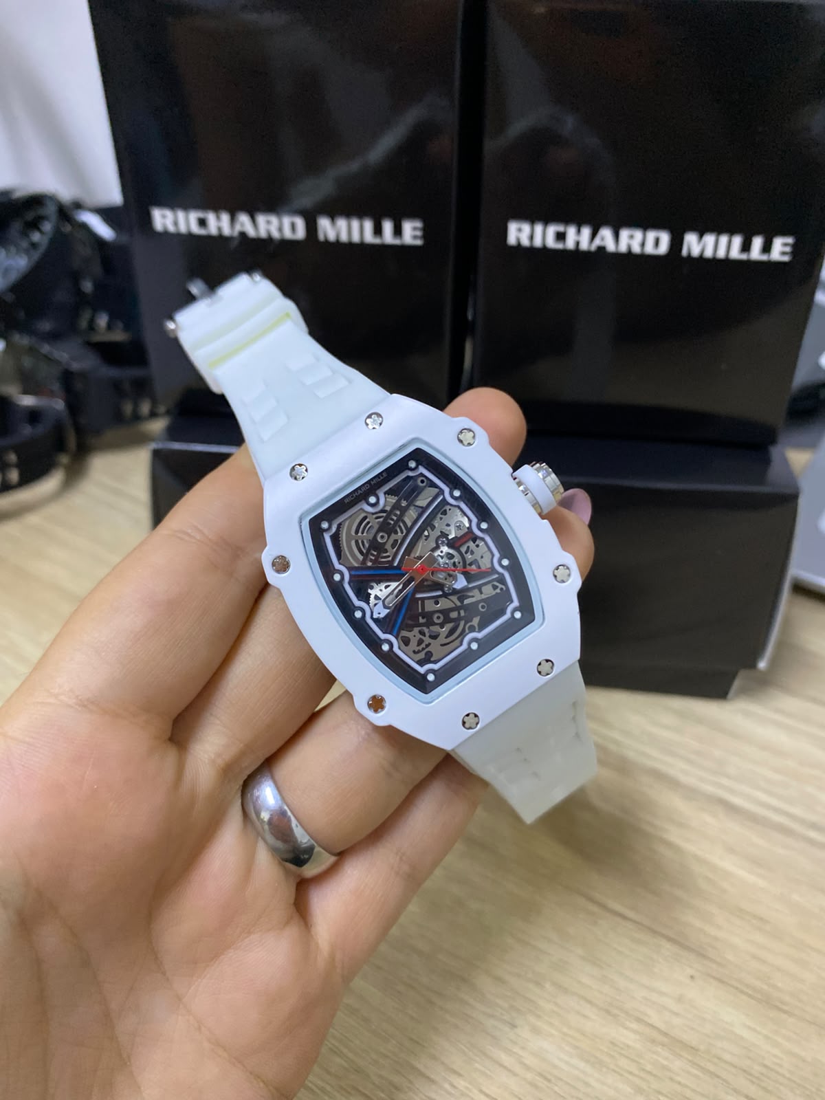 RM NEW (2637.055)