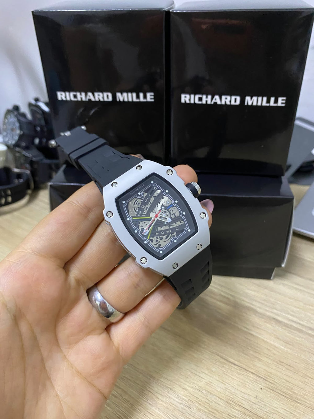 RM NEW (2637.055)