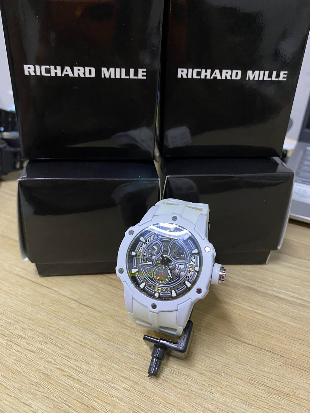 RM NEW (2637.055)