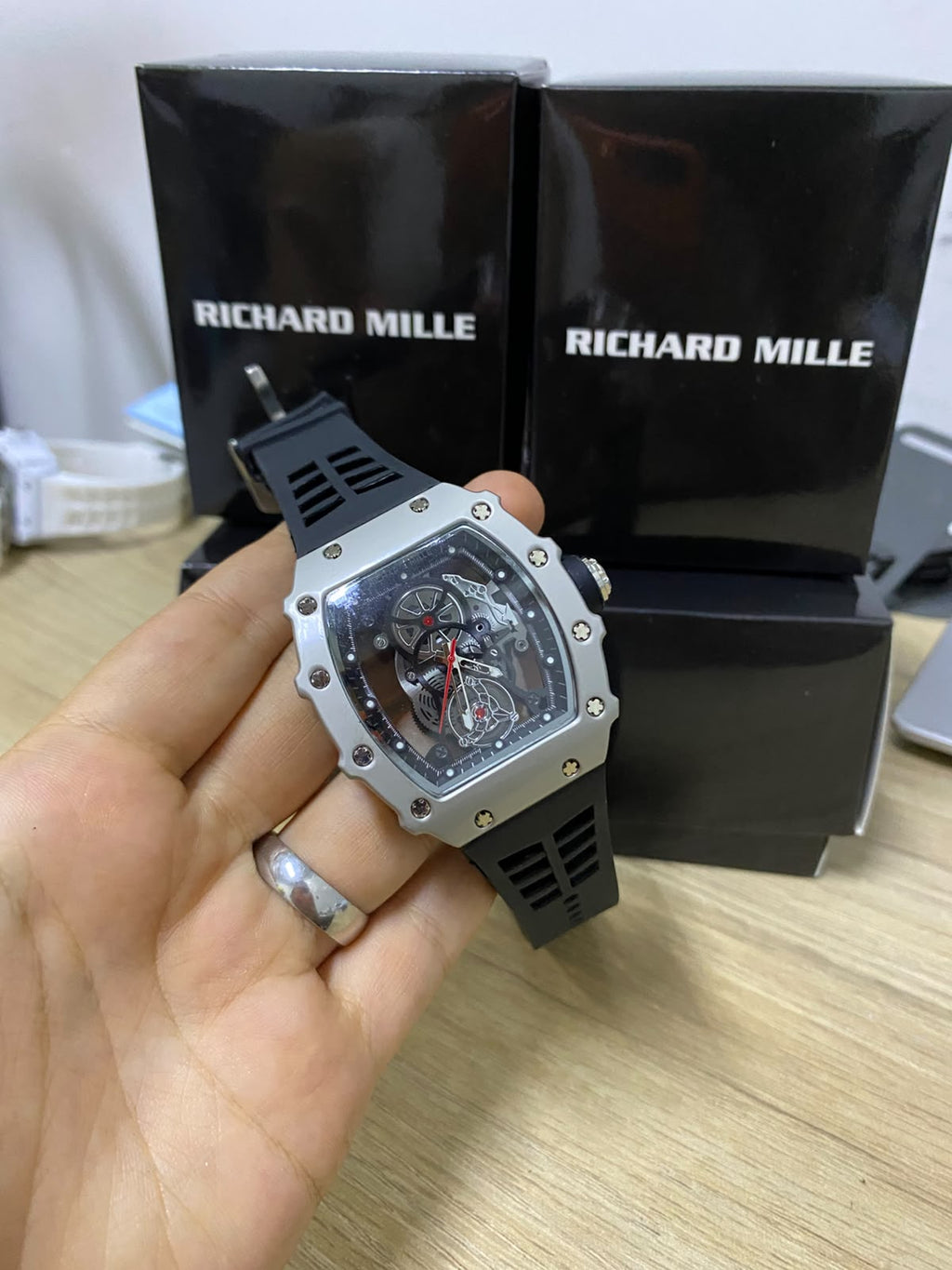 RM NEW (2637.055)