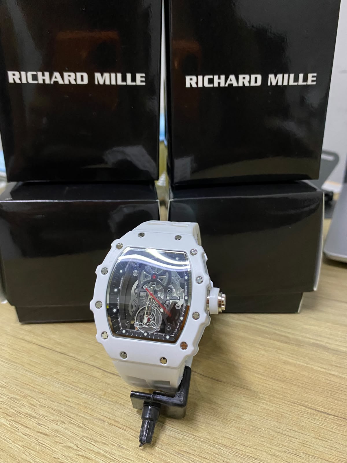 RM NEW (2637.055)