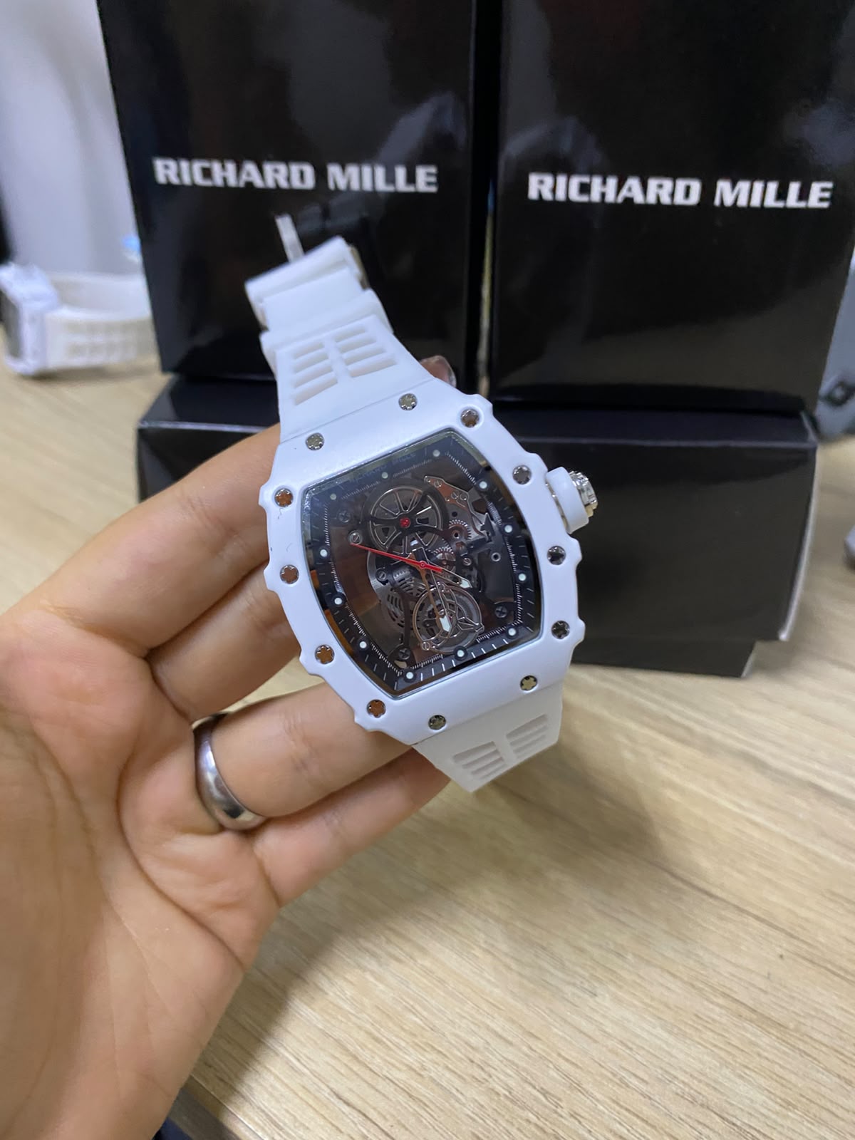 RM NEW (2637.055)