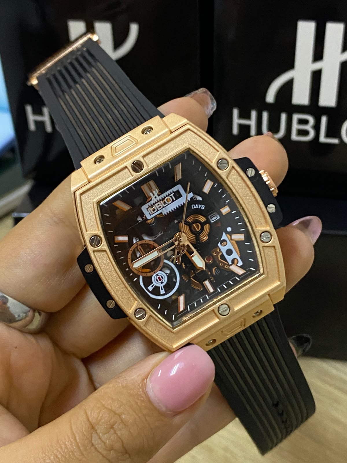 HUBLOT (2638.054)
