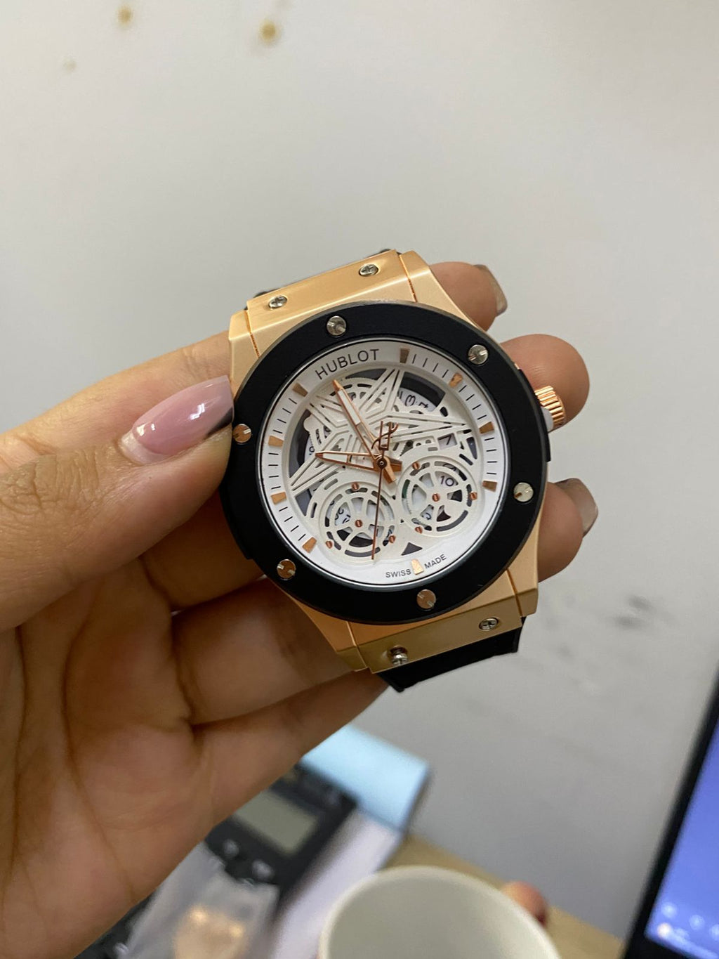 Hublot (2638.054)